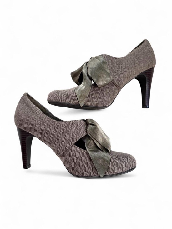 Roberto Vianni Shoes - Roberto Vianni Herringbone Brown Bow Cutout Pumps Size 6